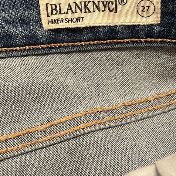blankNYC Hiker Short jean shorts jorts embroidered 27 EUC distressed - Picture 14 of 15